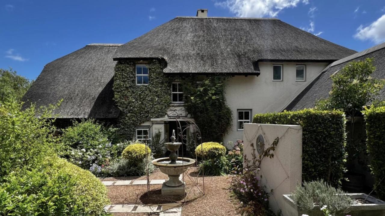 In The Vine Country Manor Guesthouse Stellenbosch Exteriör bild