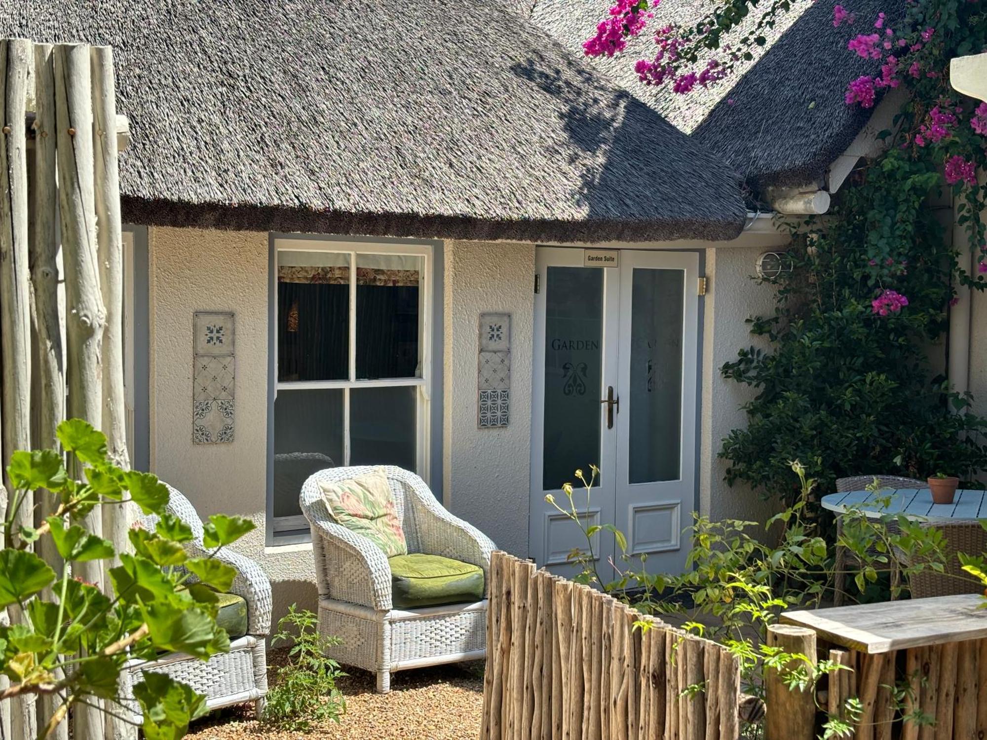 In The Vine Country Manor Guesthouse Stellenbosch Exteriör bild